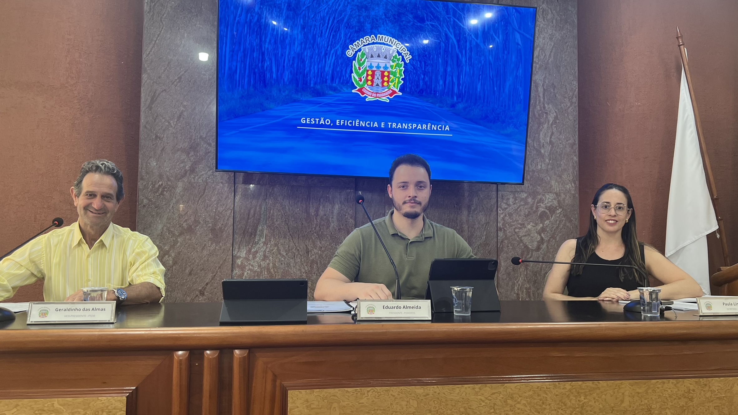 Câmara aprova projetos para rigor na limpeza urbana e incentivo ao esporte