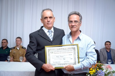 sem título-250.jpg sem título-250.jpg