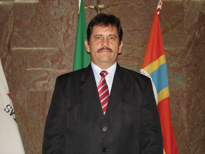 Délcio Soares Vinhal - PMDB