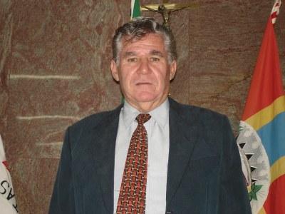 Adeli Rodrigues de Sousa Filho - PMDB