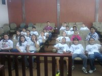 Alunos da Escola Municipal Henriqueta Cassimira de Menezes visitaram a Câmara Municipal