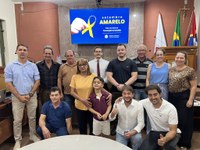 Projetos celebram produtores de leite e personalidades locais