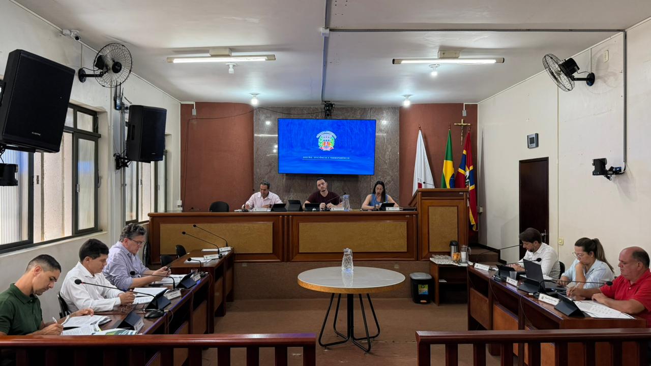 Projetos de natureza fiscal, administrativa e social são aprovados pelos vereadores