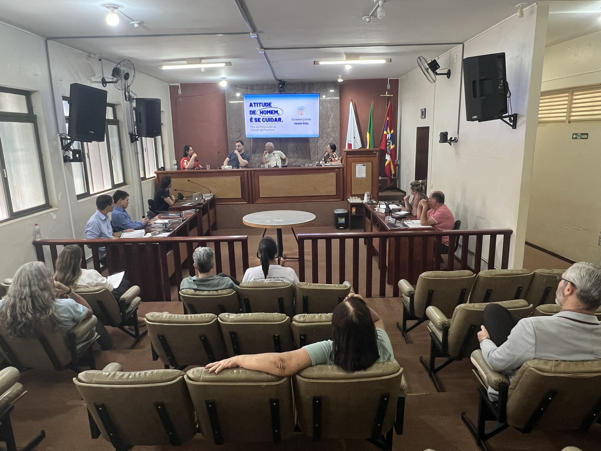 Vereadores e Secretária de Saúde discutem implantação do CAPS Infantil e adesão a novo consórcio de saúde